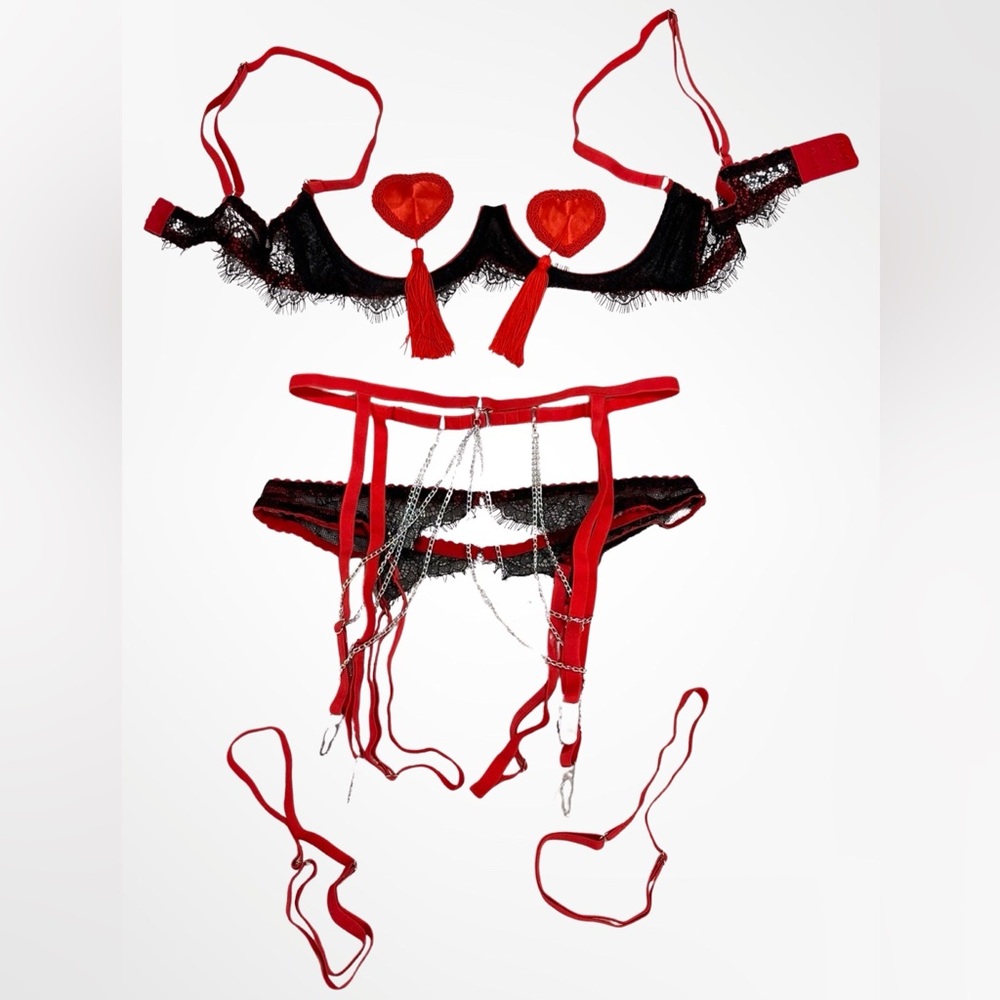Cupless Bra Lingerie Set with Crotchless Panties, Garter Belt, and Leg S…